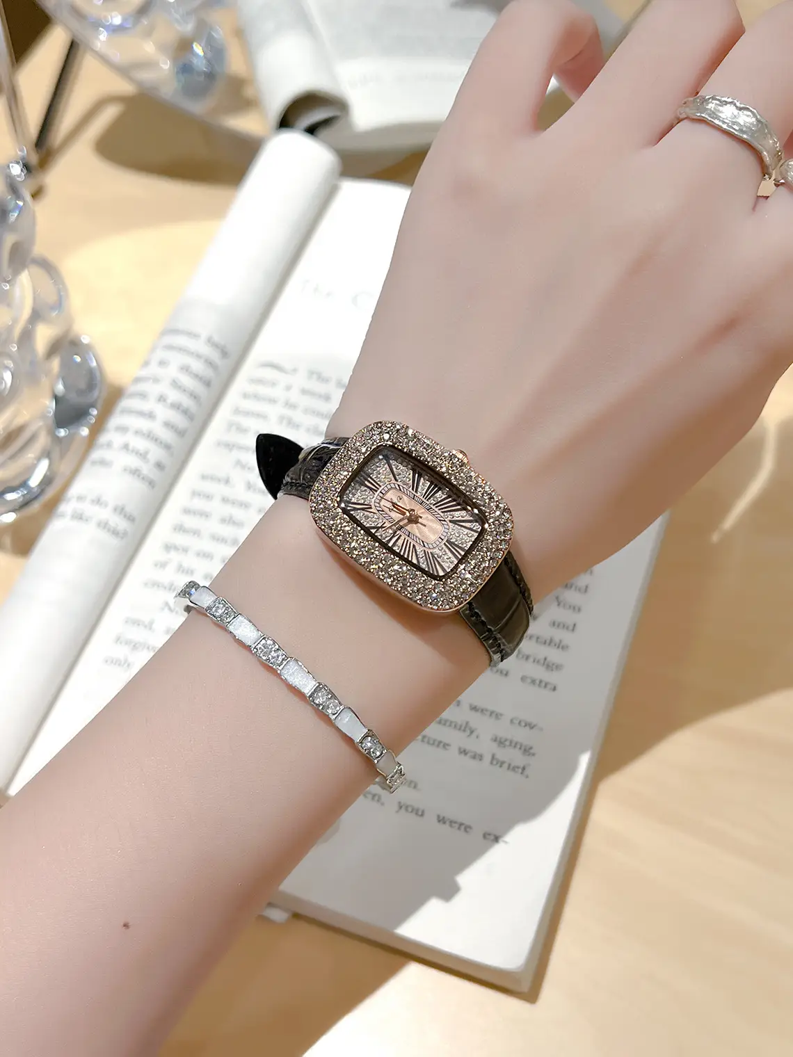 Oval Goddess Watch with Full Diamond Bezel for Women — feature 6