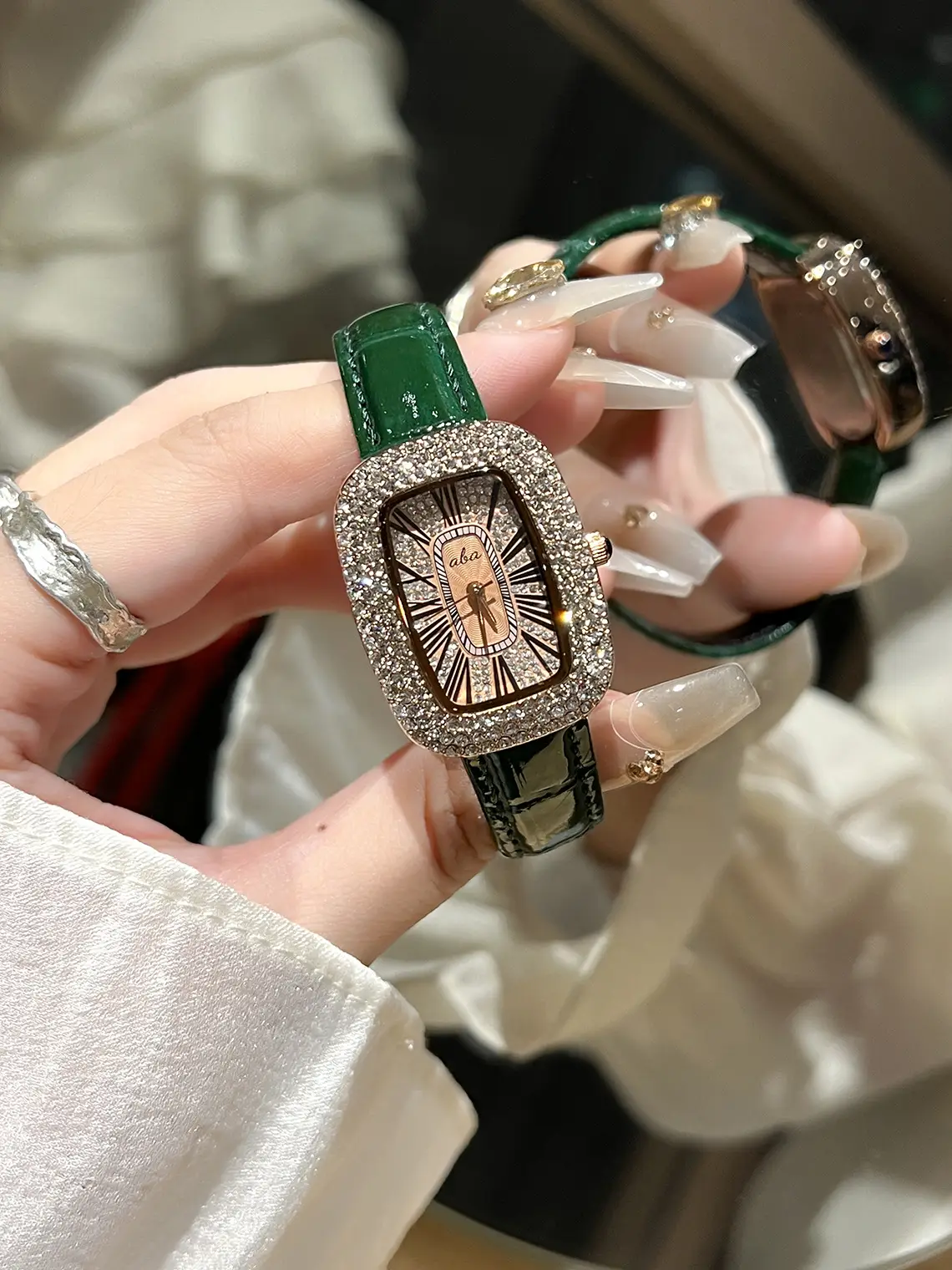 Oval Goddess Watch with Full Diamond Bezel for Women - Image 4