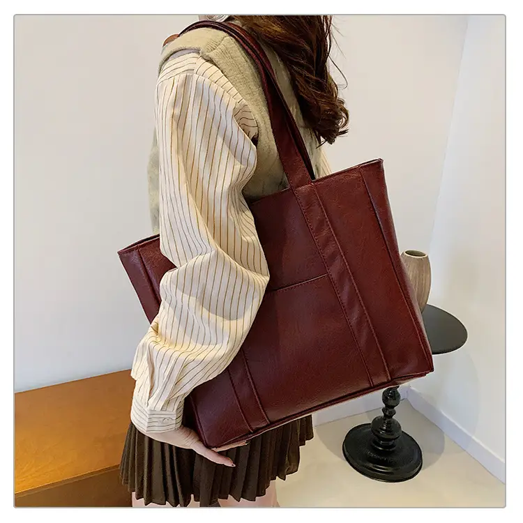 Korean Style Brown Leather Shoulder Bag Large Capacity — feature 16