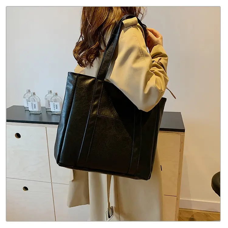 Korean Style Brown Leather Shoulder Bag Large Capacity — feature 18