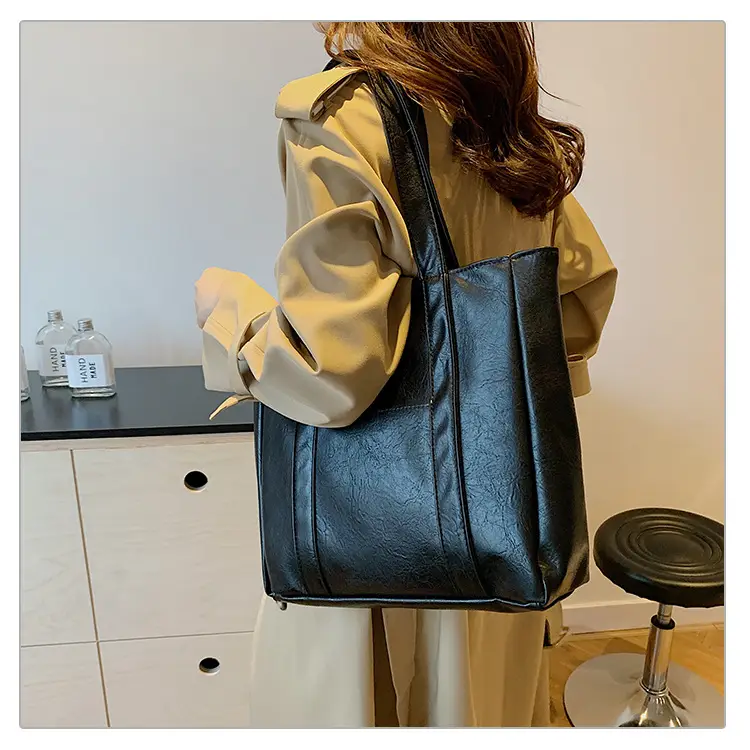 Korean Style Brown Leather Shoulder Bag Large Capacity — feature 19