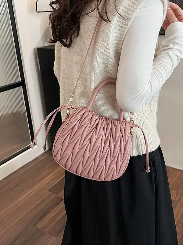 Cross-Border Women's Quilted Bucket Bag 2026 Winter