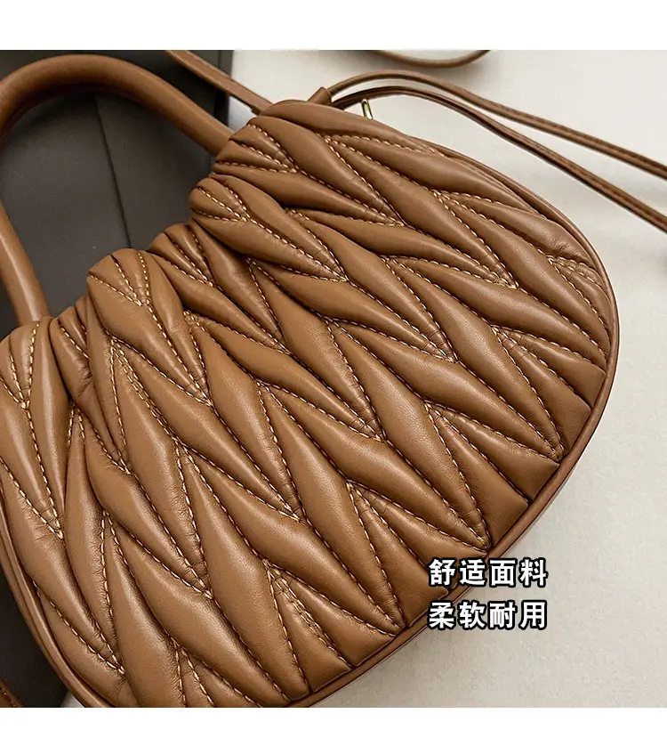 Cross-Border Women's Quilted Bucket Bag 2026 Winter — feature 4