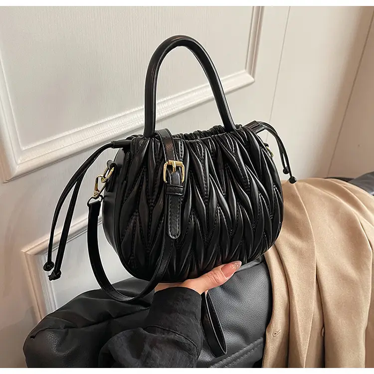 Cross-Border Women's Quilted Bucket Bag 2026 Winter — feature 43