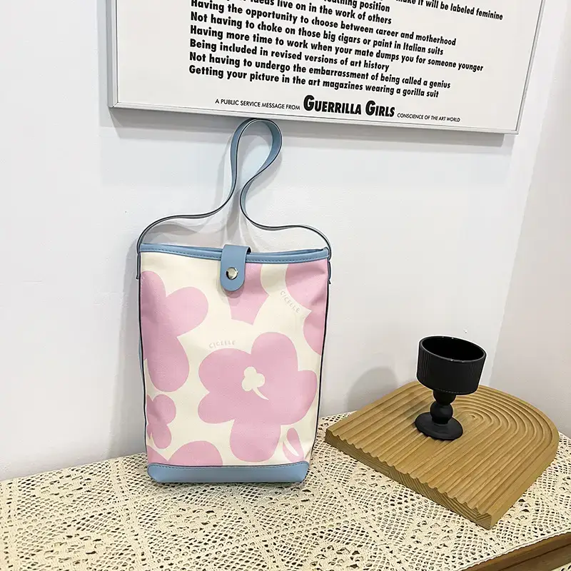 Printed Floral Crossbody Bag for Women - Image 3