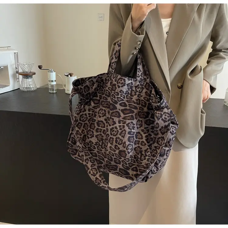 Leopard Print Satchel Bag for Women Large Capacity — feature 5