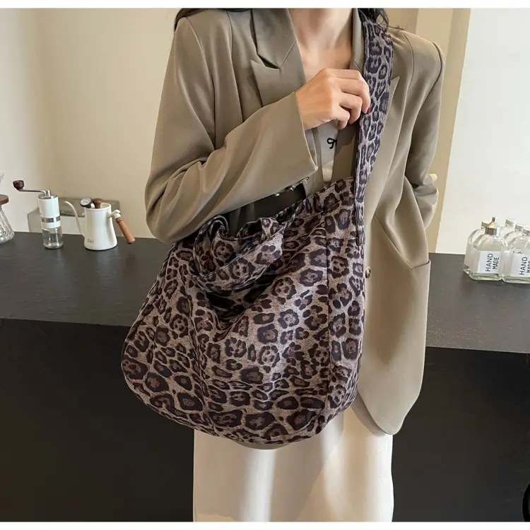 Leopard Print Satchel Bag for Women Large Capacity — feature 6