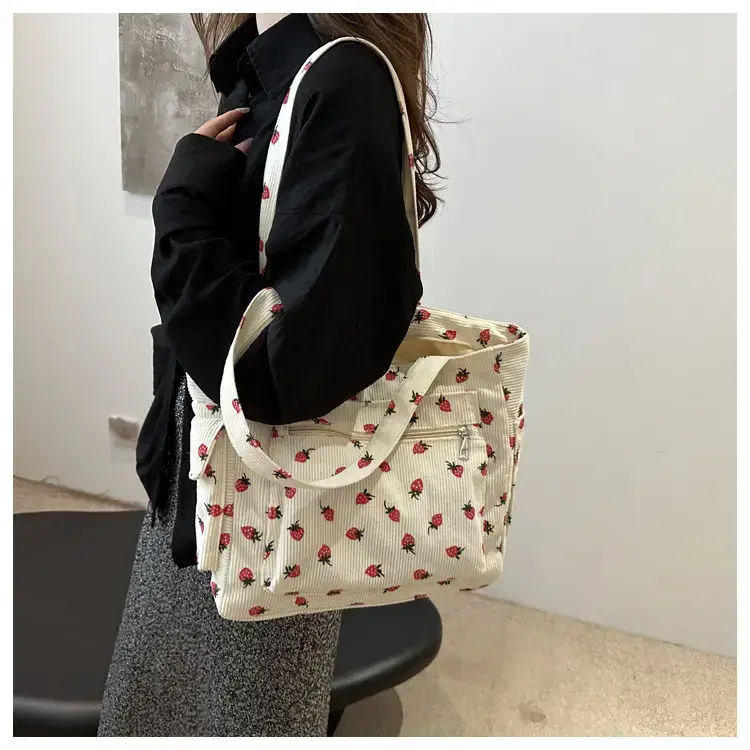 Women's Strawberry Printed Shoulder Bag 2024 — feature 12
