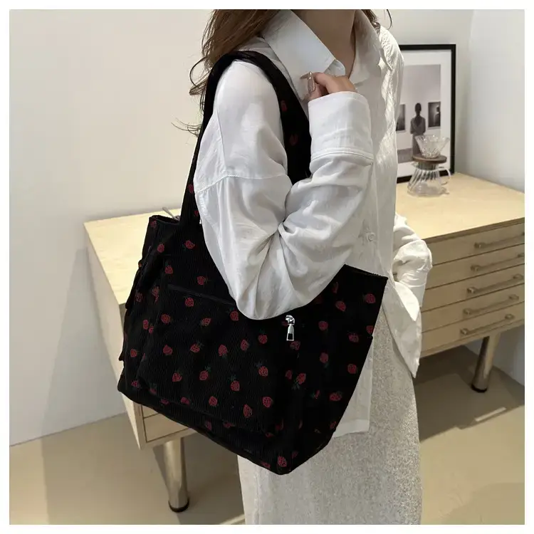 Women's Strawberry Printed Shoulder Bag 2024 — feature 19