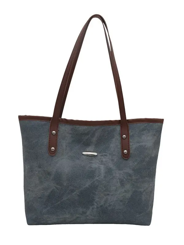 Women's Large Capacity Casual Shoulder Bag with Cute Keychain - Image 8