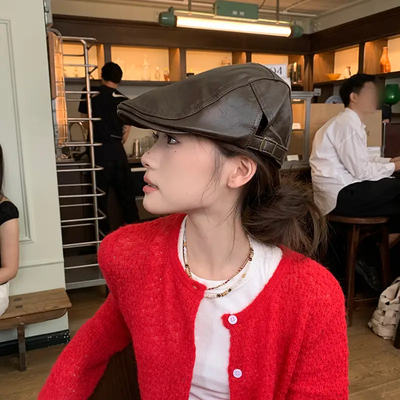 Old Leather Forward Hat for Men British Style - Image 4