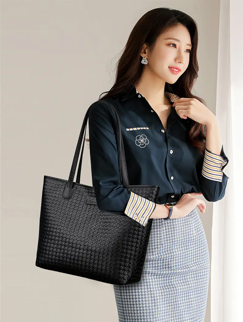 Black Woven Women's Tote Bag Large Capacity Commuter — feature 19
