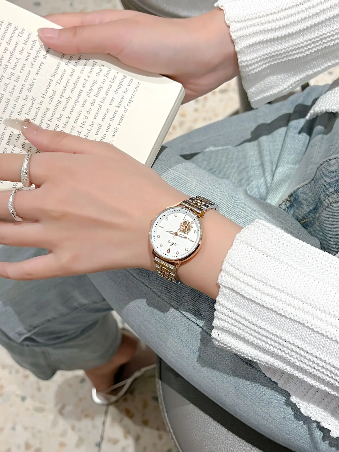 Women's Diamond Studded Quartz Watch with Gold Steel Band — feature 5