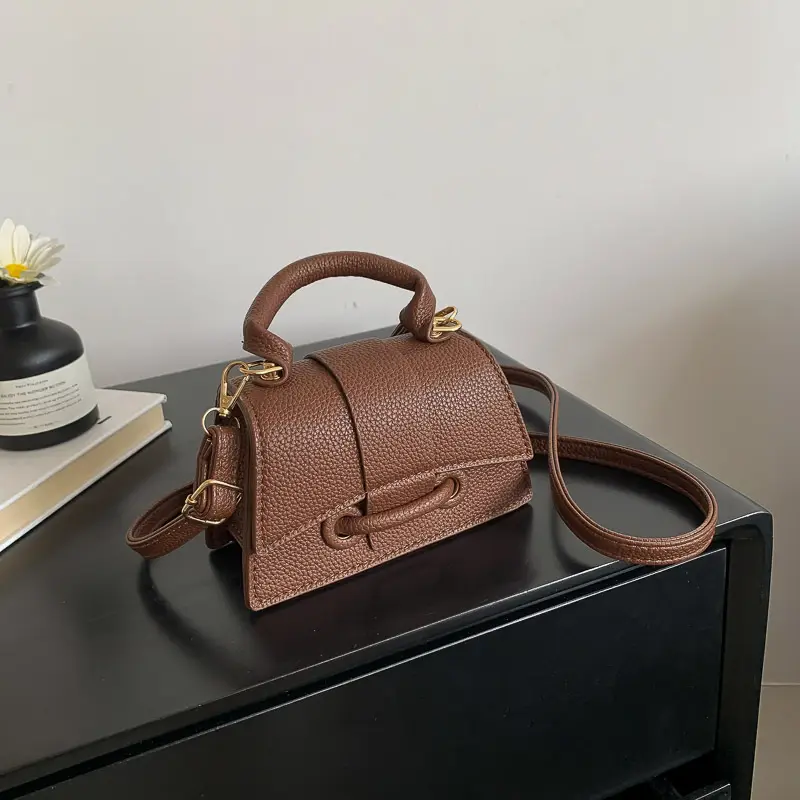Black Square Handbag for Women 2024 - Image 5