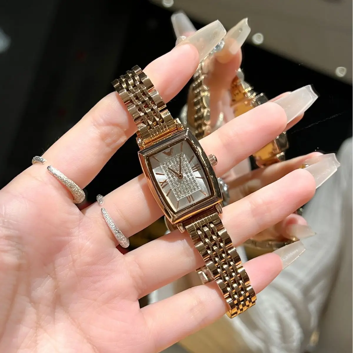 Women's Diamond Face Quartz Watch with Steel Band - Image 2