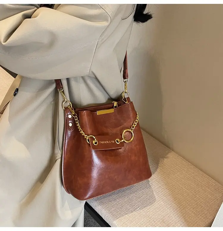 2026 Black Crossbody Bag with Gold Chain — feature 18