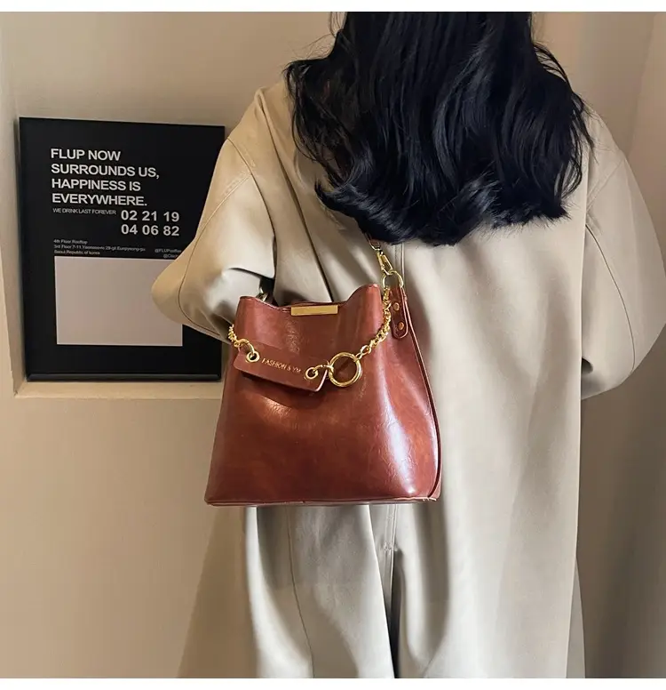 2026 Black Crossbody Bag with Gold Chain — feature 20