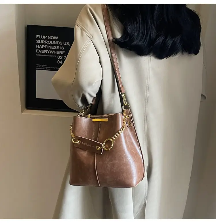 2026 Black Crossbody Bag with Gold Chain — feature 24