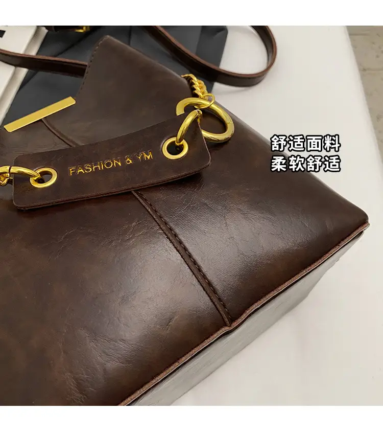 2026 Black Crossbody Bag with Gold Chain — feature 3