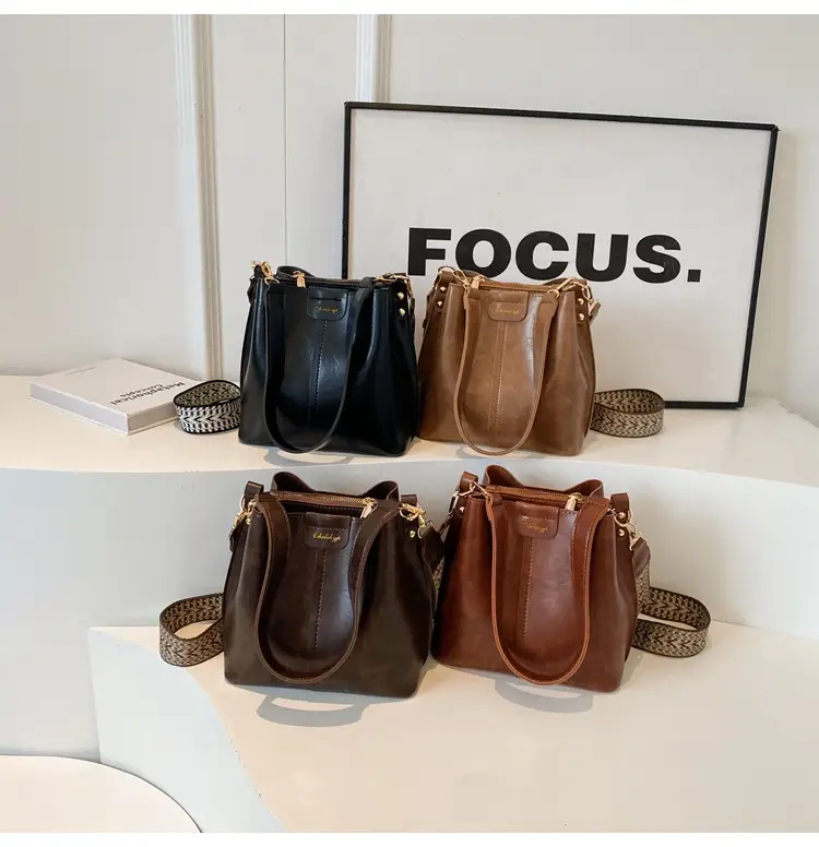 Brown Leather Crossbody Bag for Women 2026 — feature 1