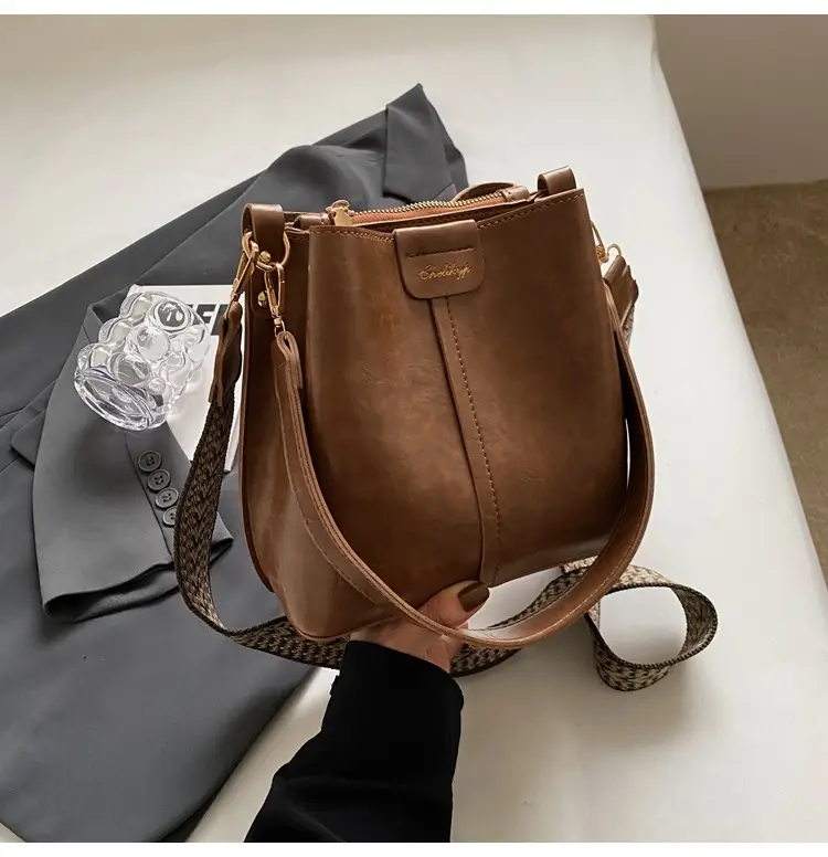 Brown Leather Crossbody Bag for Women 2026 — feature 41