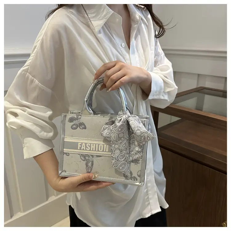 Women's Transparent Patterned Shoulder Bag 2024 Winter — feature 20