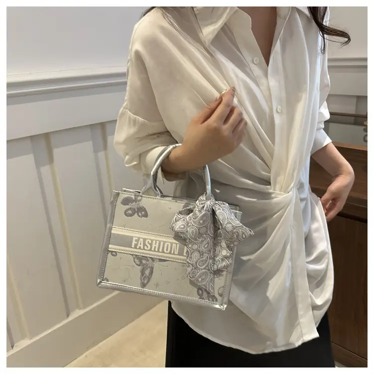 Women's Transparent Patterned Shoulder Bag 2024 Winter — feature 21