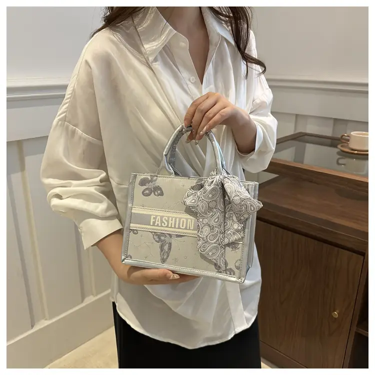 Women's Transparent Patterned Shoulder Bag 2024 Winter — feature 22