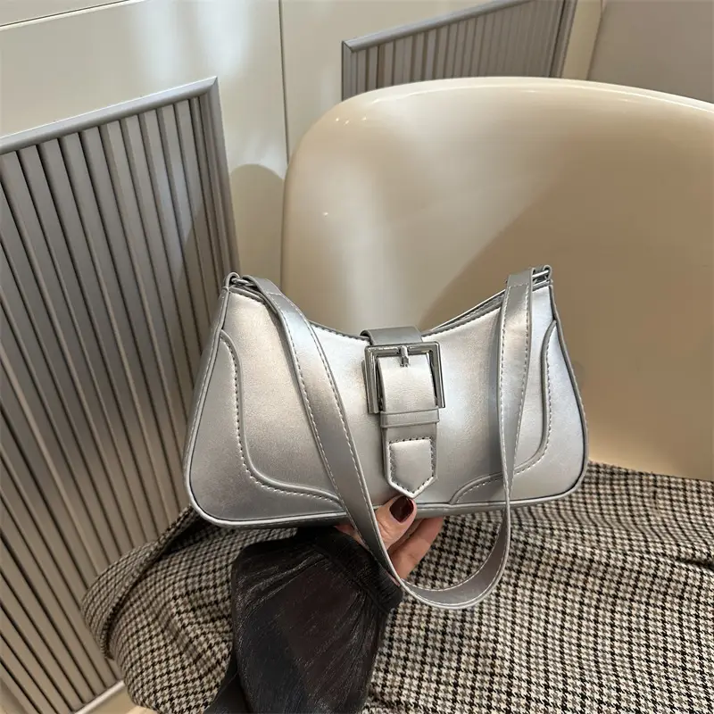 Women's Vintage Shoulder Bag Beige Square Design - Image 3