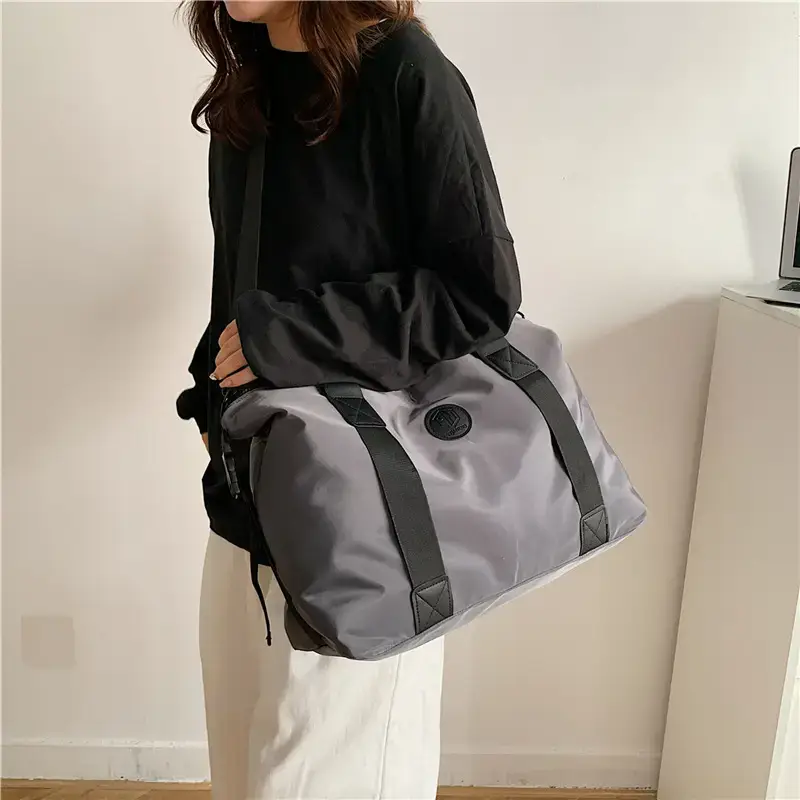 New Large Capacity Yoga Bag Fashionable Short-distance Travel Fitness Bag Lightweight Simple Solid Color Shoulder Handbag - Image 5