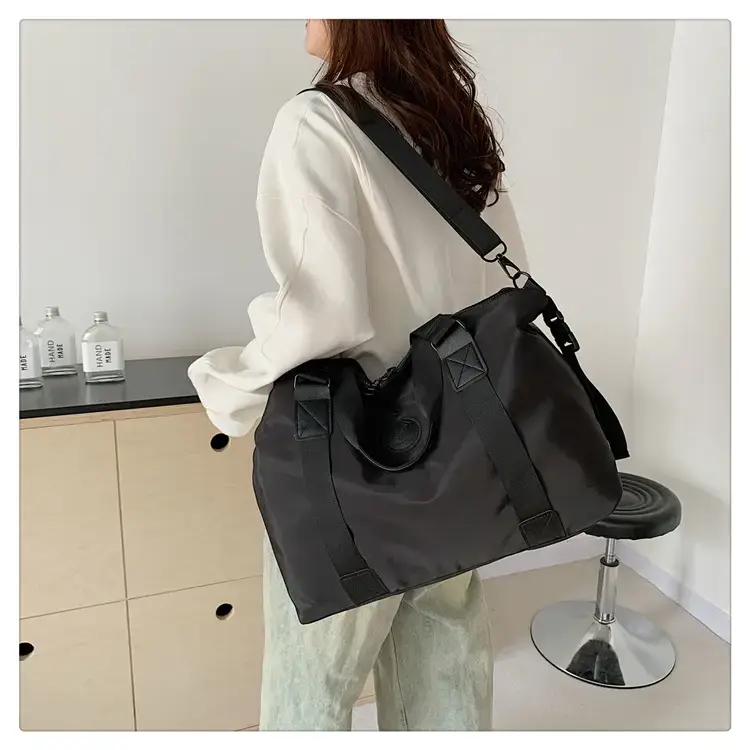 New Large Capacity Yoga Bag Fashionable Short-distance Travel Fitness Bag Lightweight Simple Solid Color Shoulder Handbag — feature 11