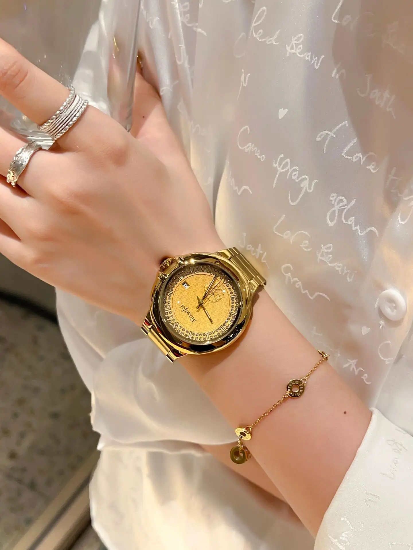 Gold Dragon Balloon Watch for Men — feature 1