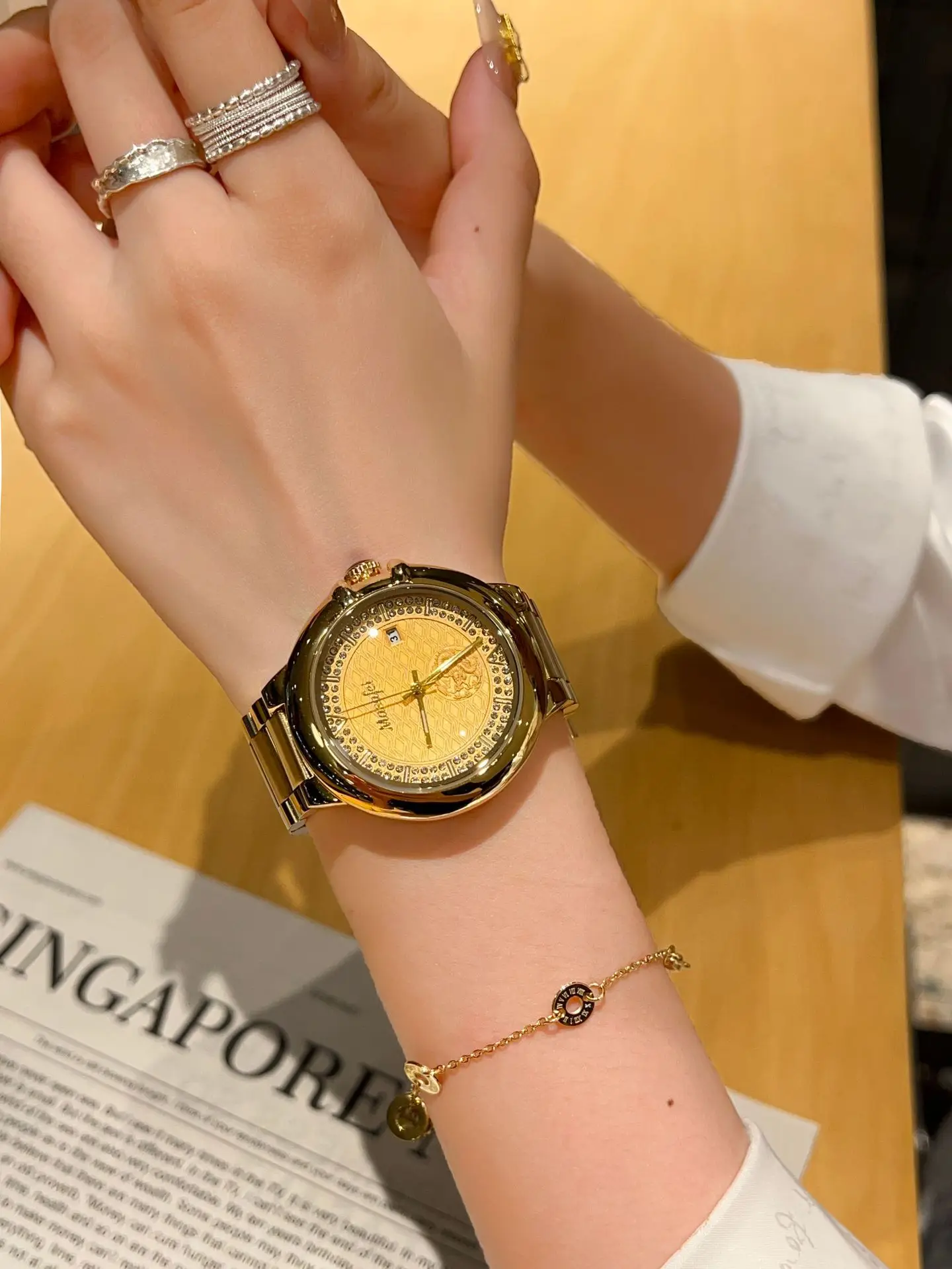 Gold Dragon Balloon Watch for Men — feature 2