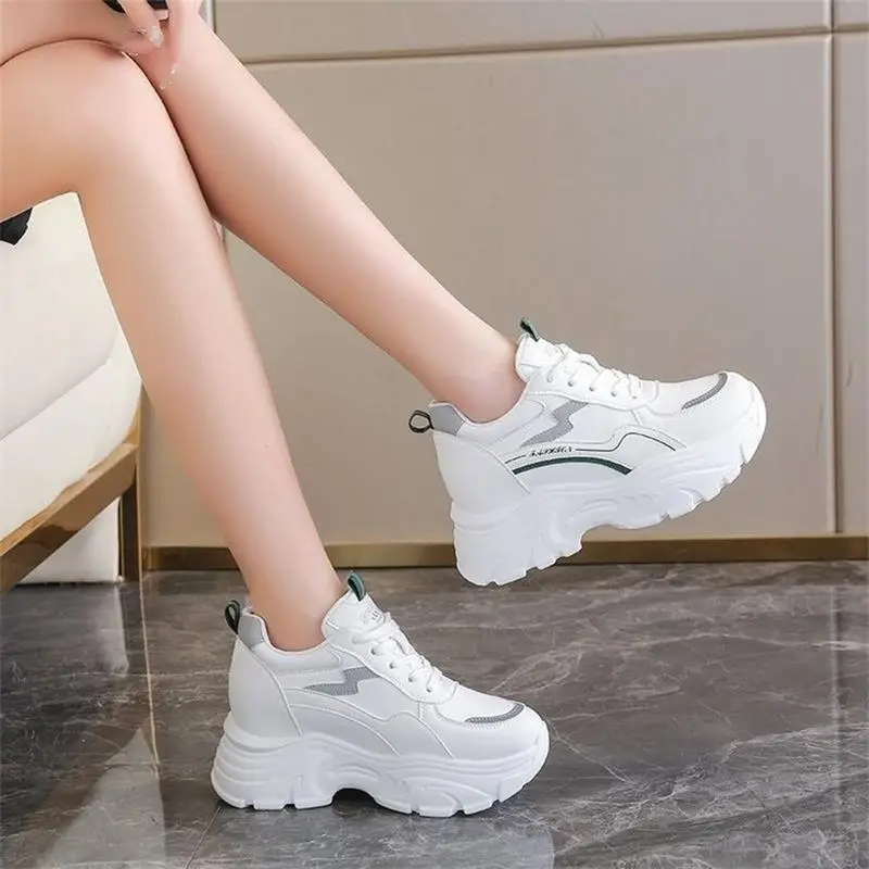 Women White Korean Style Thick Sole Sneakers 2024 - Image 4