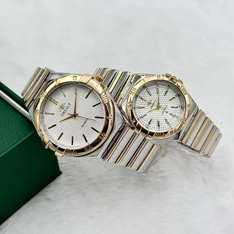 Gold Plated Waterproof Couple Watches Classic Steel Band - Image 6