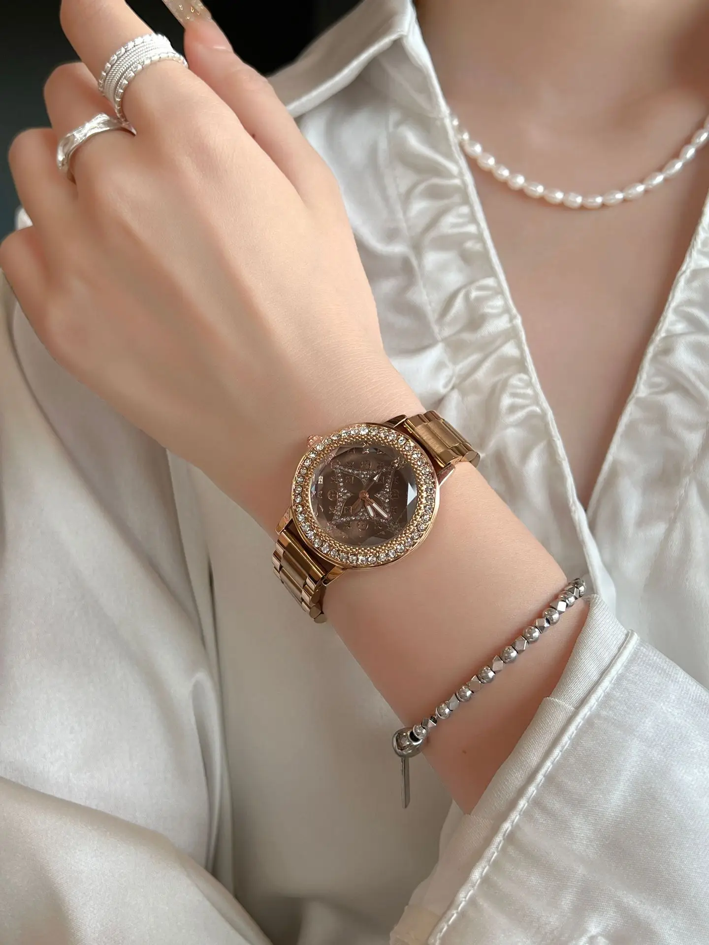 Diamond Studded Women's Steel Band Watch Set — feature 2