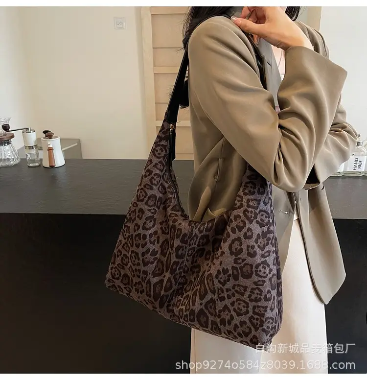 Retro Leopard Print Shoulder Bag 2026 Women — feature 19