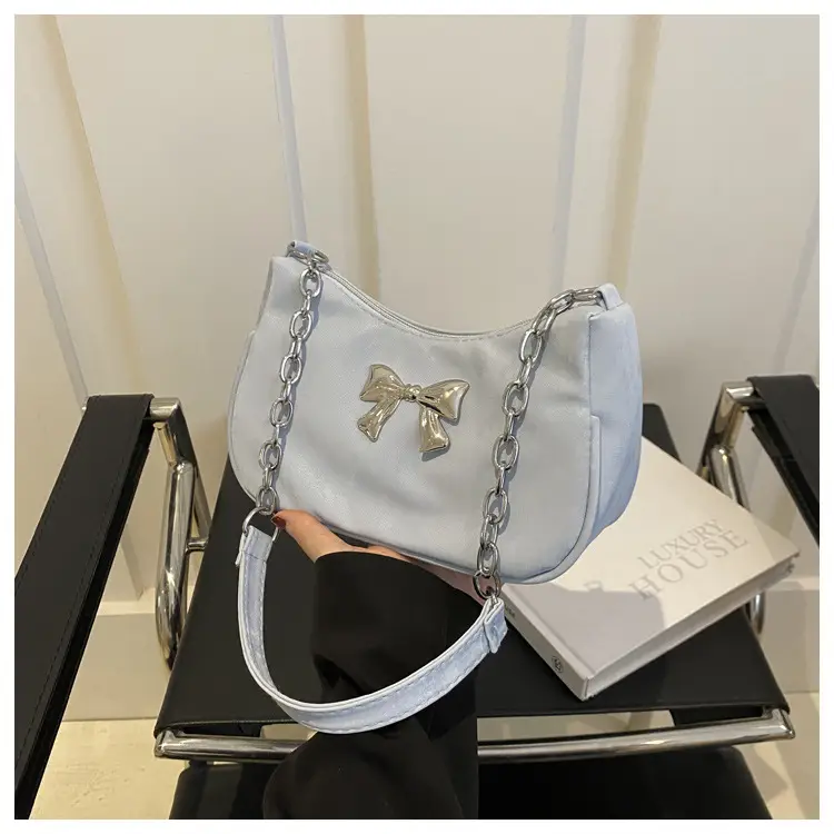 Silver Chain Bow Shoulder Bag for Women — feature 10