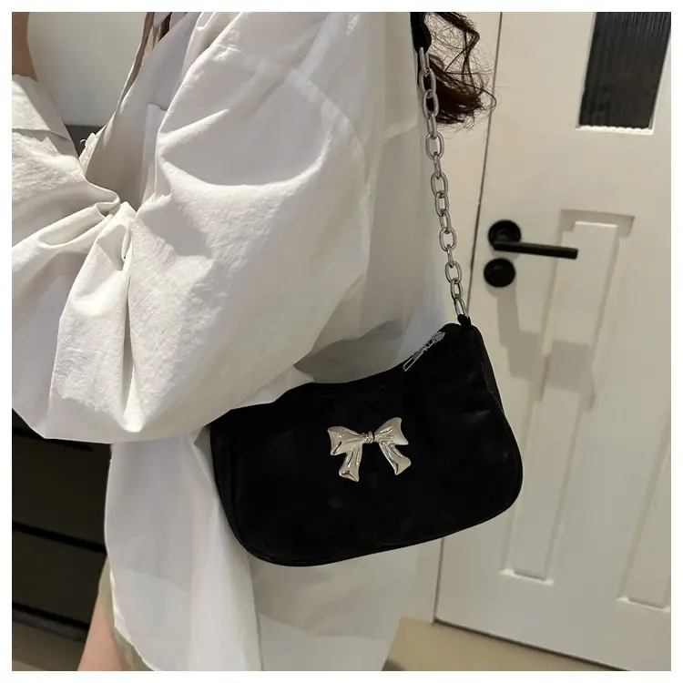 Silver Chain Bow Shoulder Bag for Women — feature 33
