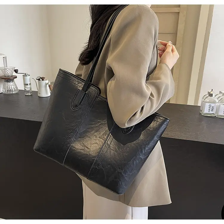 Black Crossbody Tote Bag for Women 2024 — feature 20