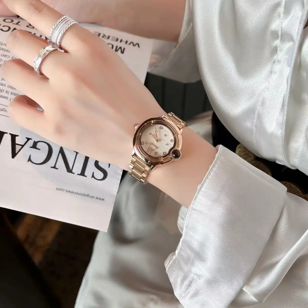 Women Pearl Diamond Dial Quartz Watch Red Leather Band - Image 9