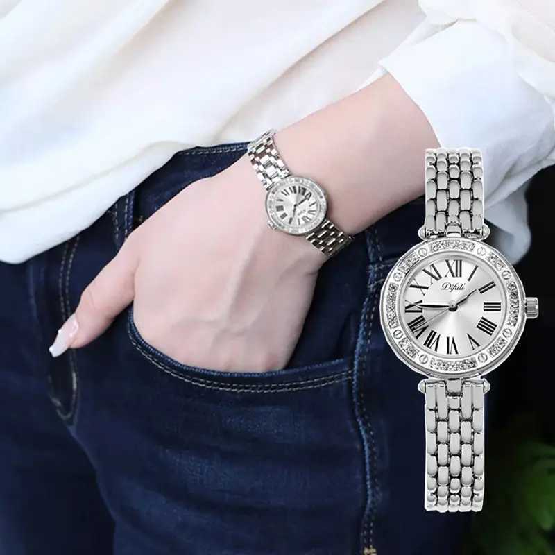 Women Roman Numeral Quartz Wristwatch Silver - Image 4