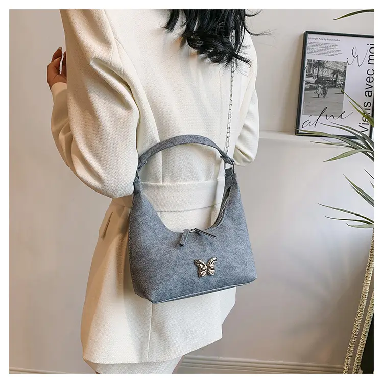 Black Butterfly Chain Shoulder Bag Large Capacity — feature 10