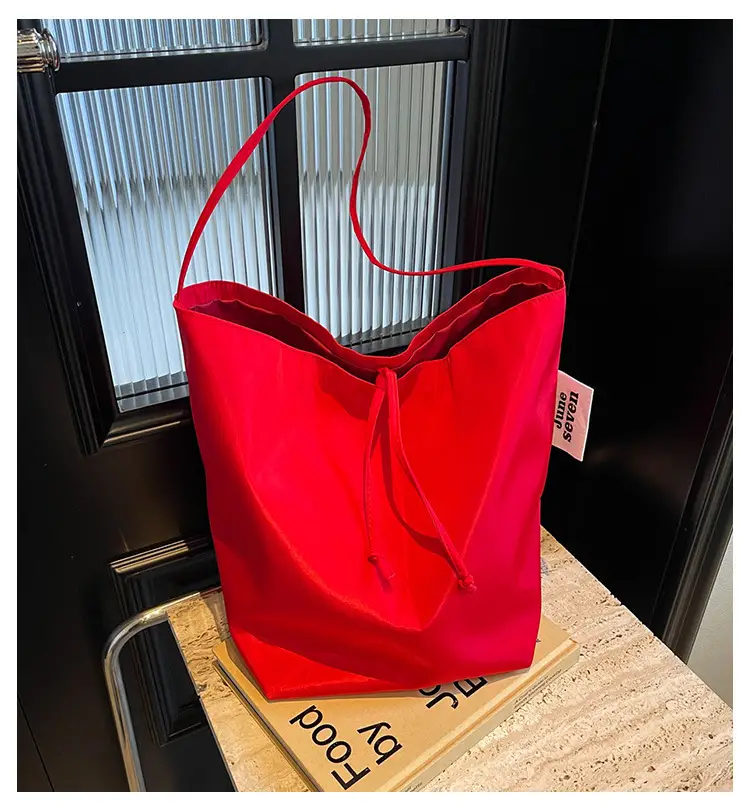 Red Nylon Shoulder Bag Women Large Capacity — feature 1