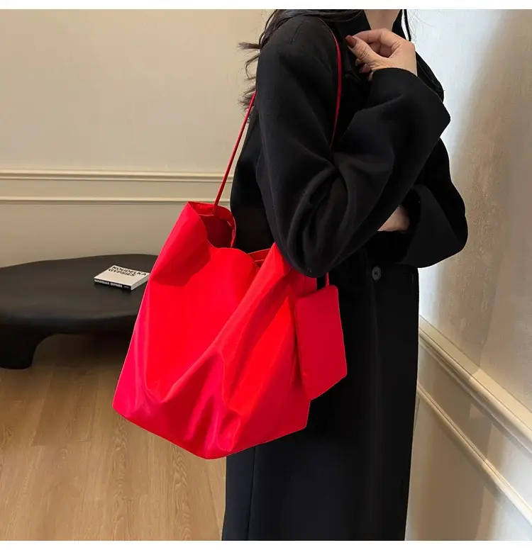 Red Nylon Shoulder Bag Women Large Capacity — feature 16