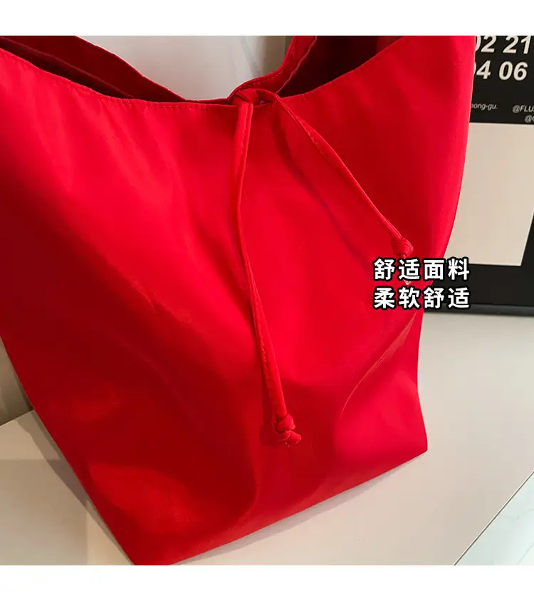Red Nylon Shoulder Bag Women Large Capacity — feature 3