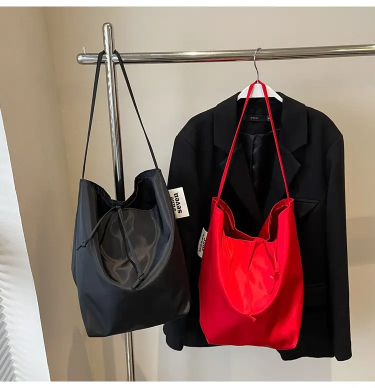Red Nylon Shoulder Bag Women Large Capacity — feature 33