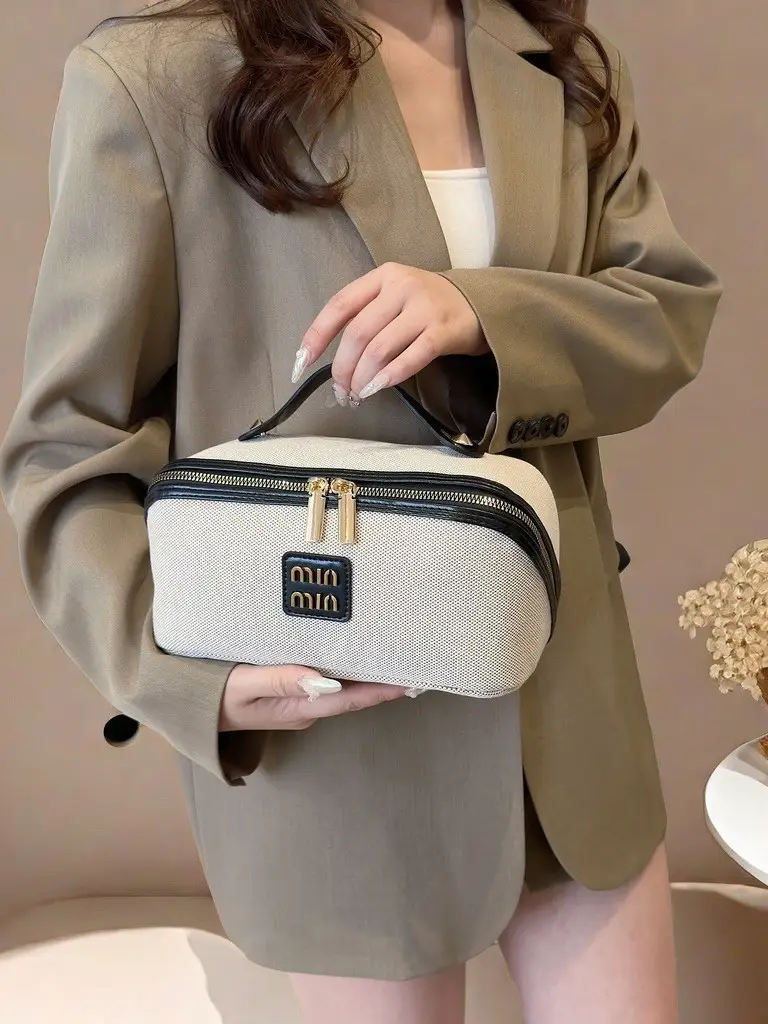Korean Style Makeup Brush & Storage Bag for Women