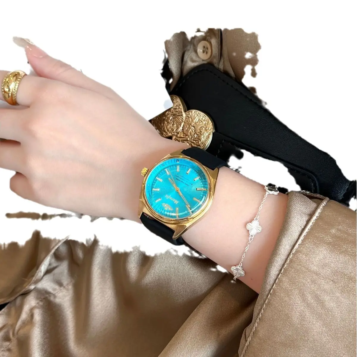 Women's Western Queen Mother's Watch Rose Red Gold Quartz Waterproof - Image 8