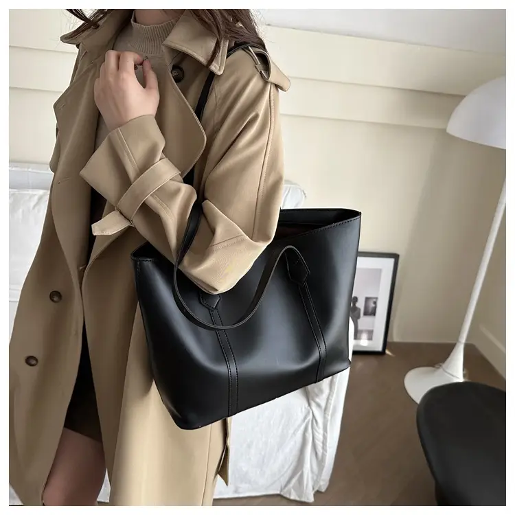 Women Korean Style Large Capacity Solid Color Tote Bag 2024 — feature 16